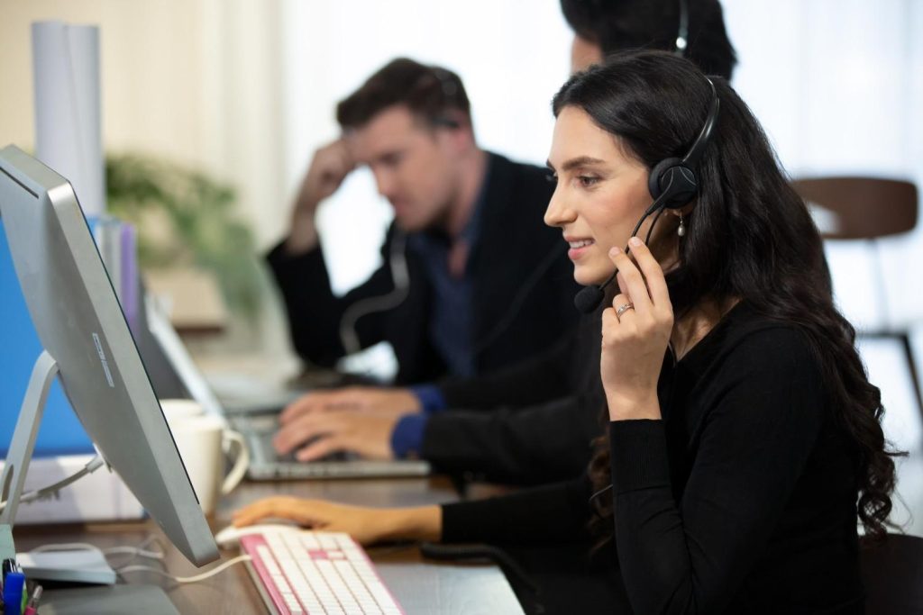 Insurance call center outsourcing